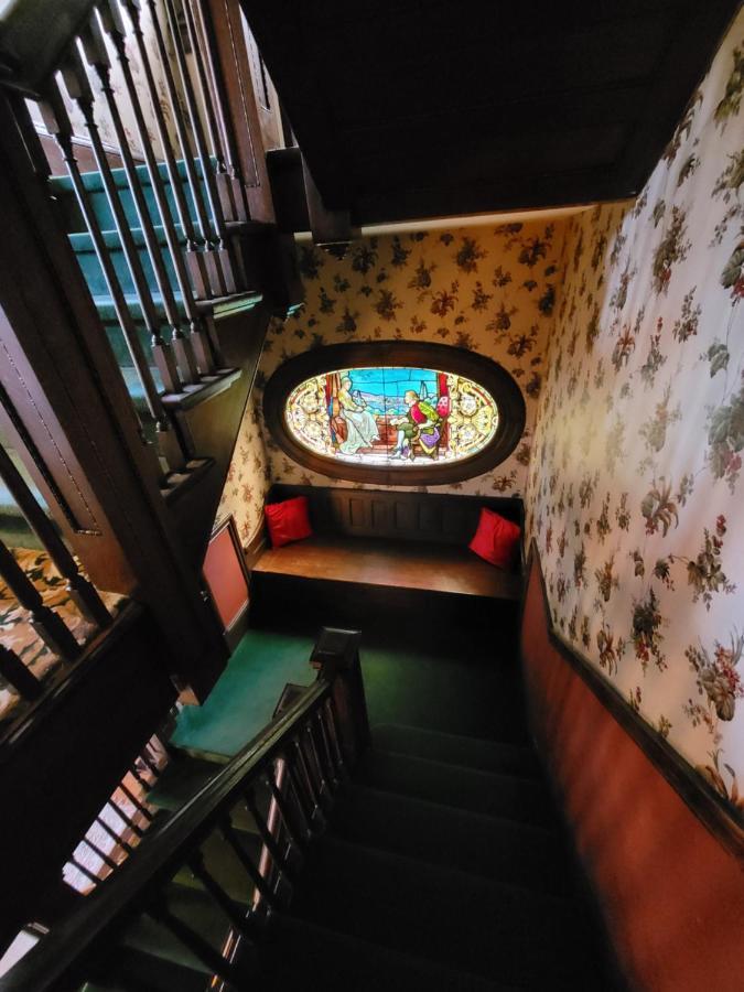 Ruby Manor Bed & Breakfast Gananoque Exterior photo